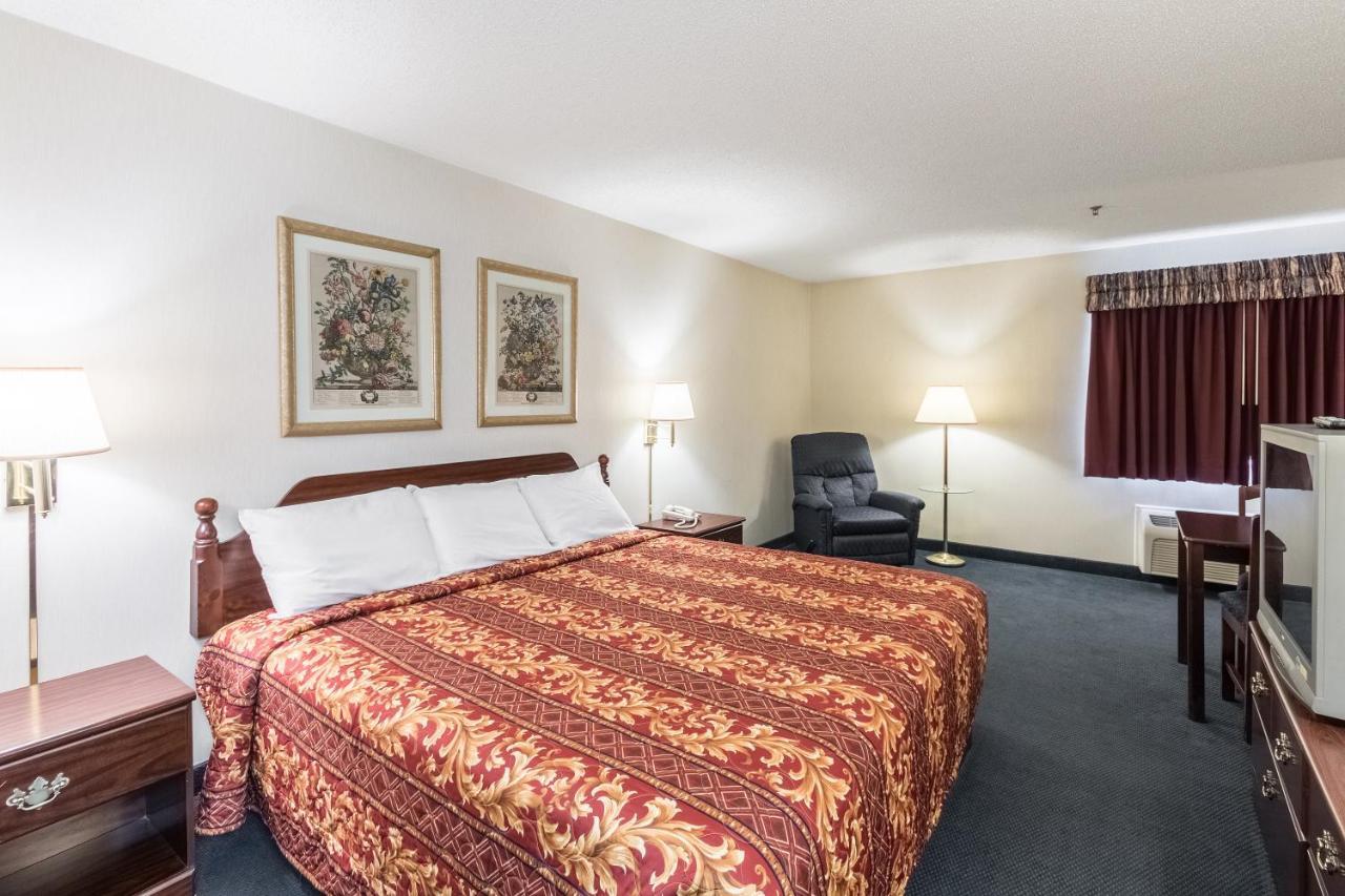 Quality Express Inn & Suites Mineral Wells Ngoại thất bức ảnh